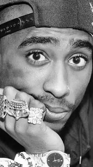 ai character: tupac background