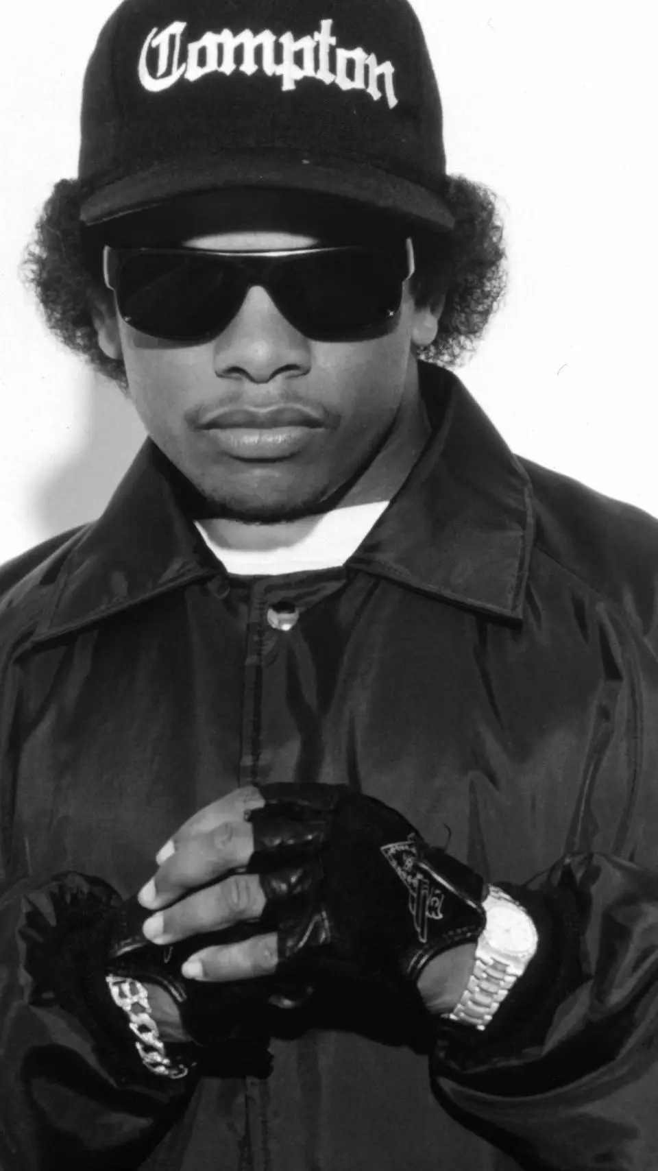 ai character: eazy e background