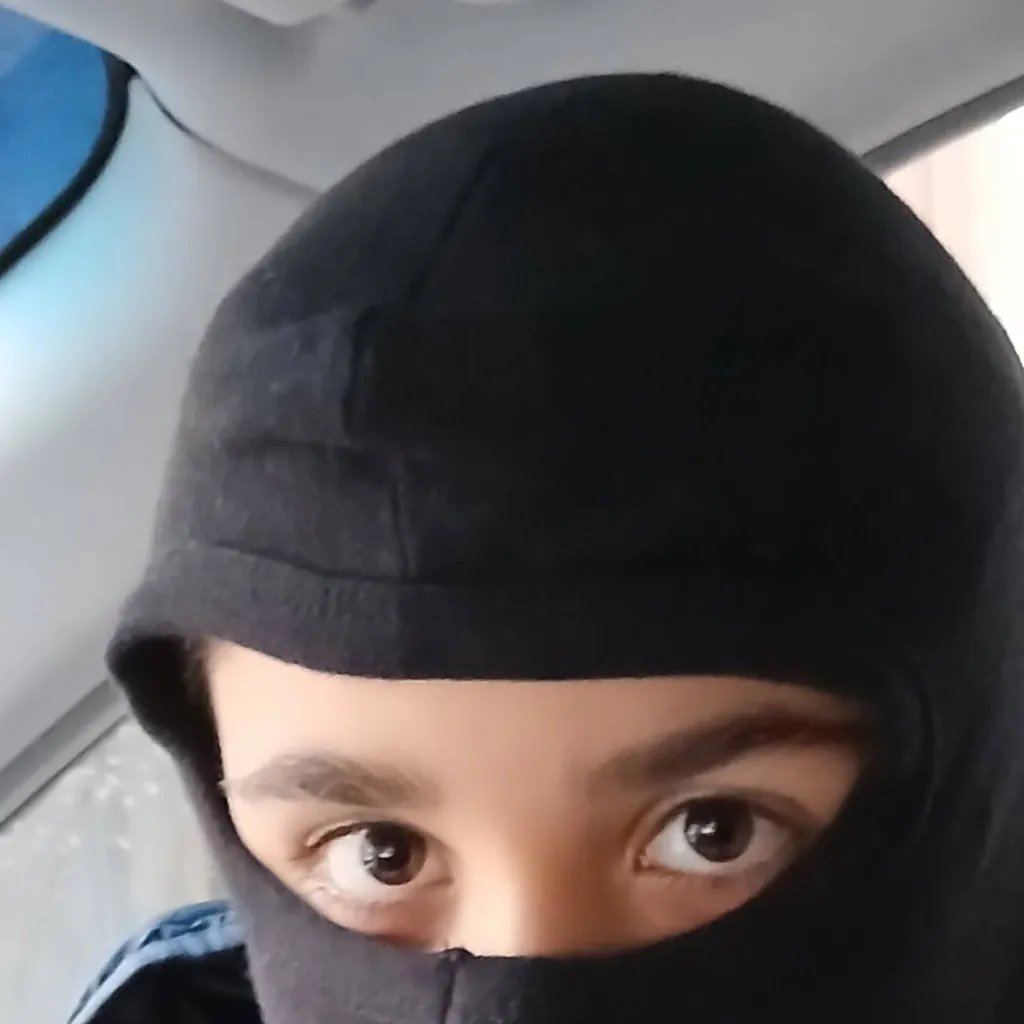 chat with ai character: Tunahan 