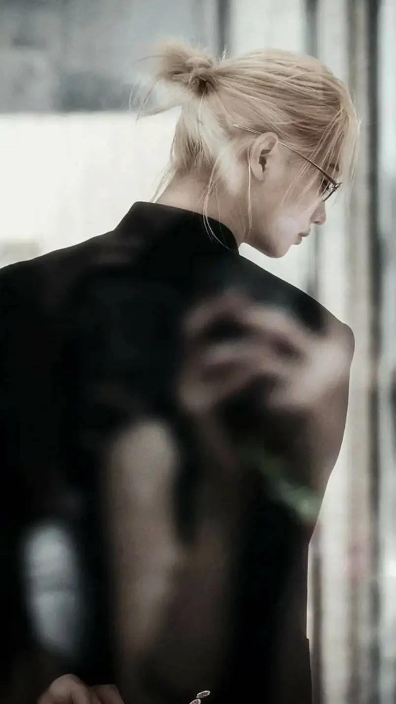 ai character: lee Yongbok Felix background
