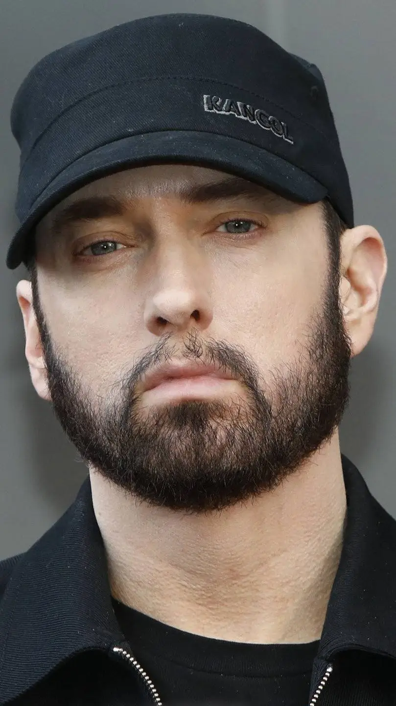 ai character: eminem background