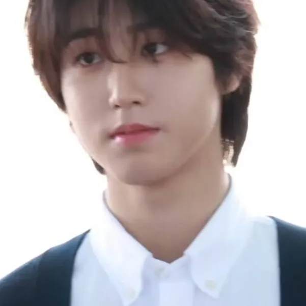 chat with ai character: ~Minsung~