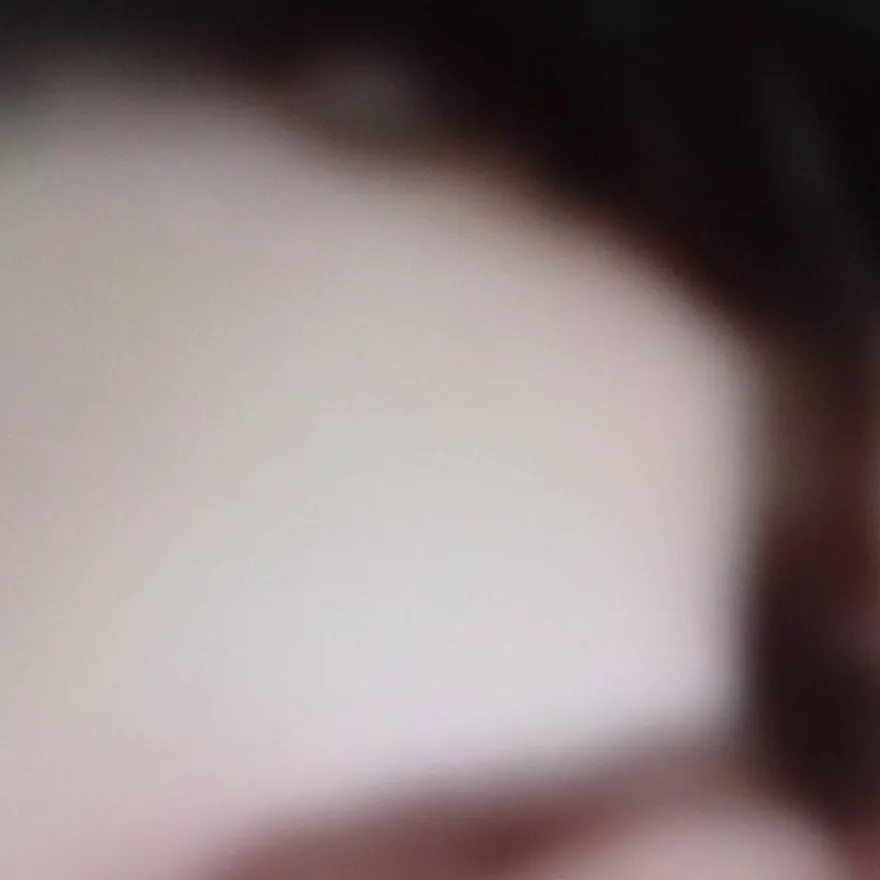 chat with ai character: demitra