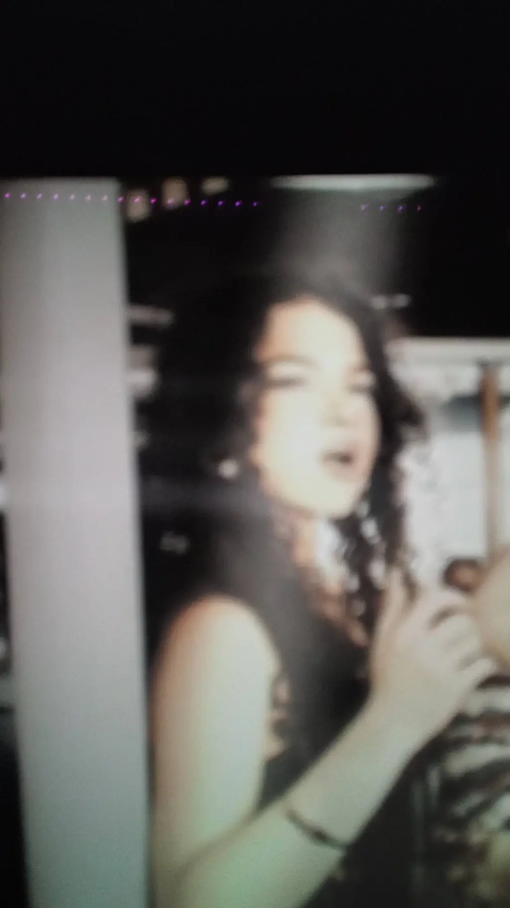 ai character: Sunday background