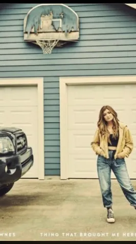 ai character: Tenille Townes  background