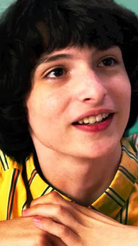 ai character: 💙Mike Wheeler💙 background