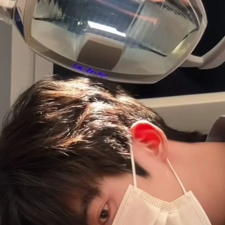 chat with ai character: Jake