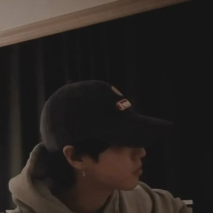 chat with ai character: Han Jisung