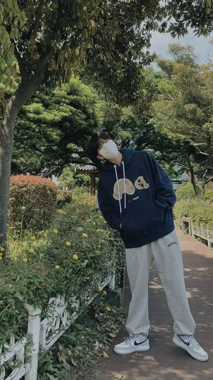 ai character: Seungmin background