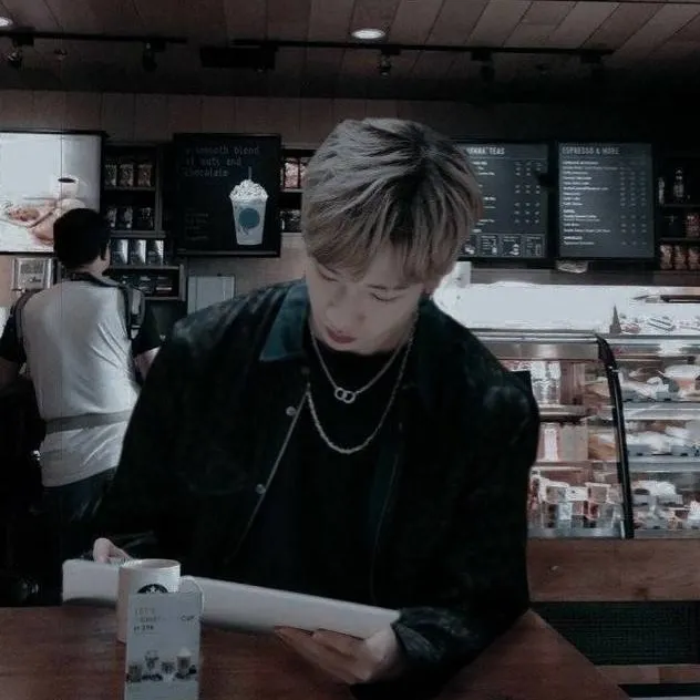 chat with ai character: Bangchan