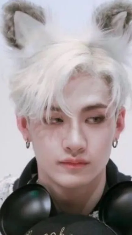 ai character: Bangchan background