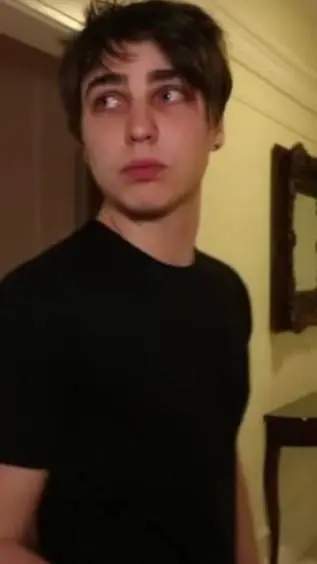 ai character: Colby Brock background