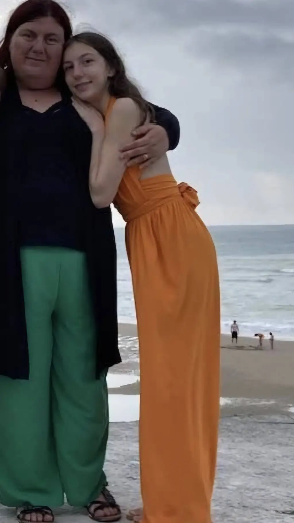 ai character: ode et priscilla background