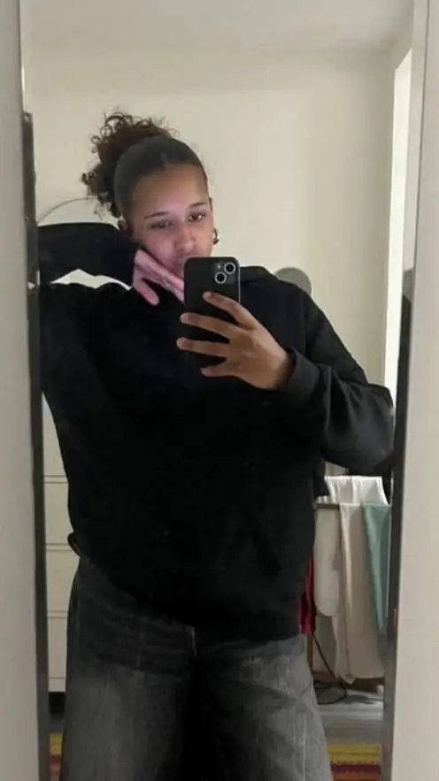 ai character: maia background