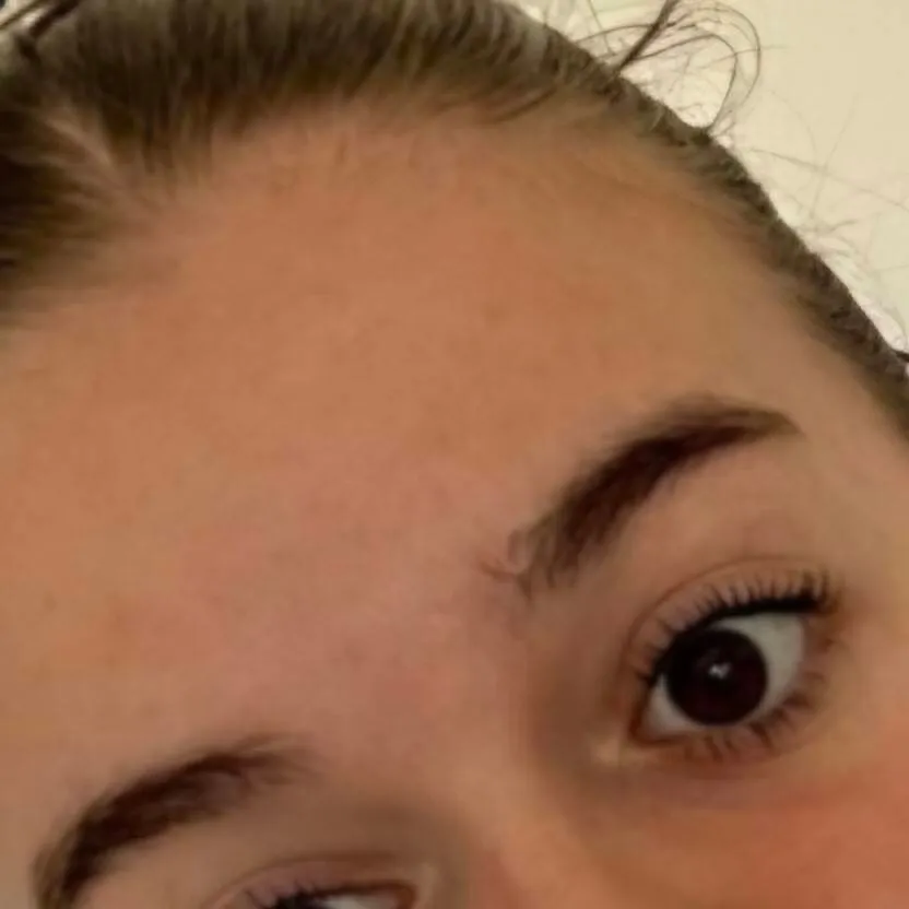 chat with ai character: gabrielle