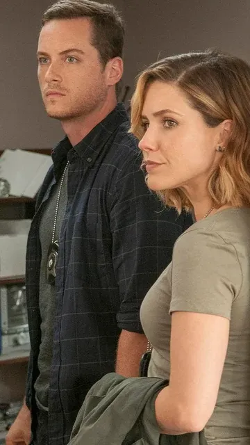 ai character: Chicago PD background