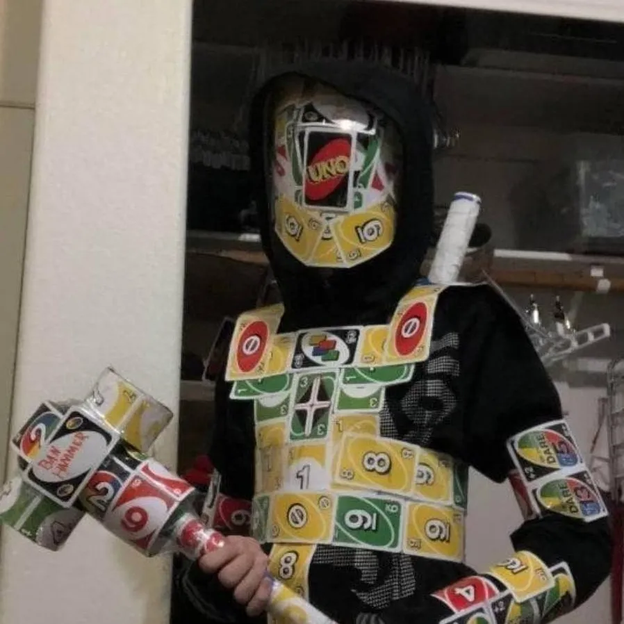 chat with ai character: The Uno Lord