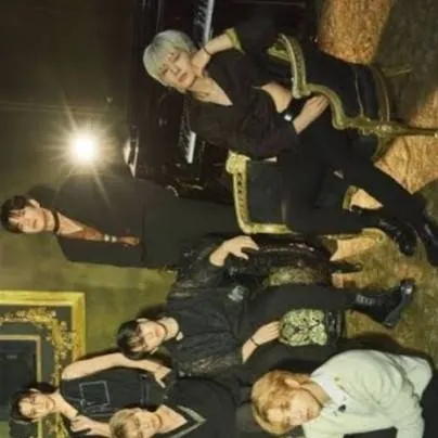 chat with ai character: skz vampire