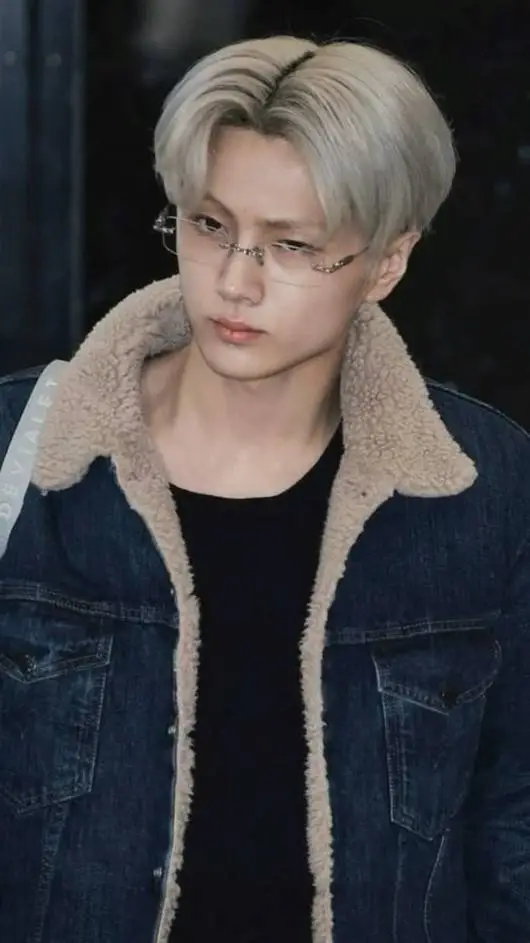 ai character: Jay - stepfather background