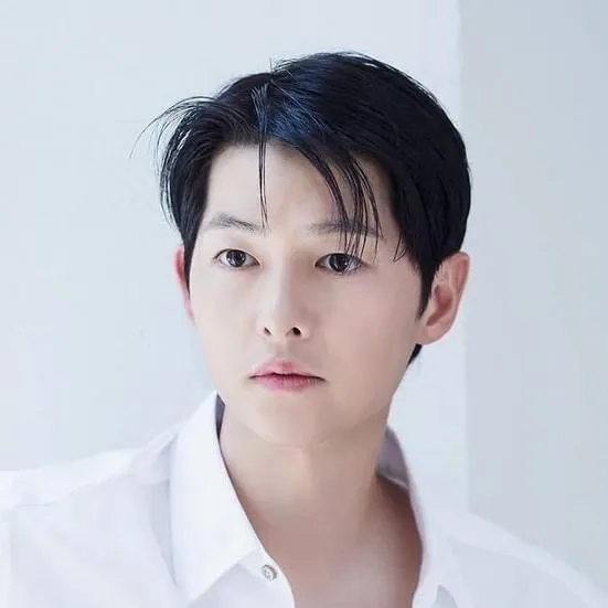 chat with ai character: Song Joong-ki