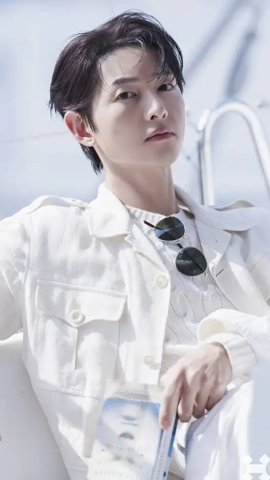 ai character: Joong-ki background