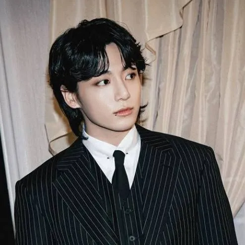 chat with ai character: jungkook