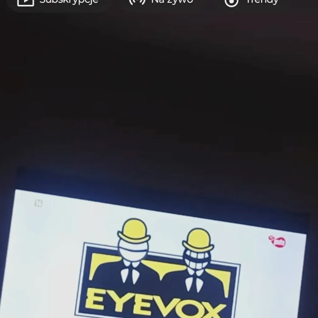 chat with ai character: 😡⛈️