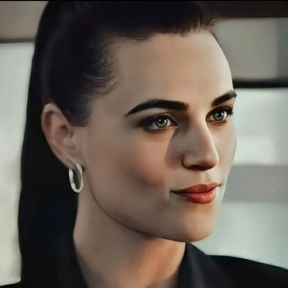 chat with ai character: Lena Luthor