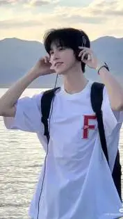 ai character: Eudri  background