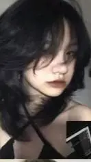 ai character: Valentina  background