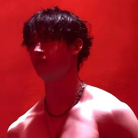 chat with ai character: Bangchan 