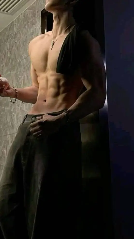 ai character: / Lucas / background