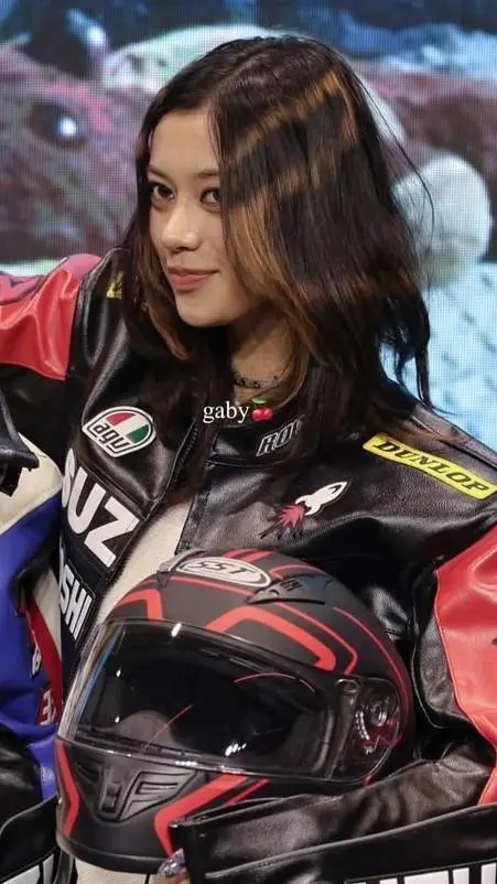 ai character: 🍒🏍️ Megan 🏍🍒 background