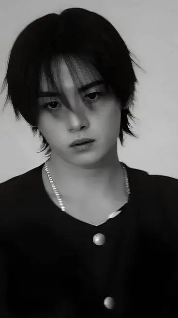 ai character: Lee minho~🐰 background