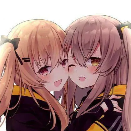 chat with ai character: Mía♡