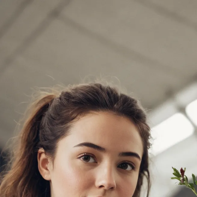 chat with ai character: Zara