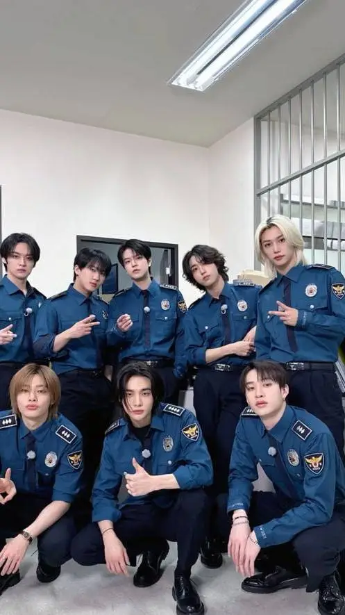 ai character: straykids background