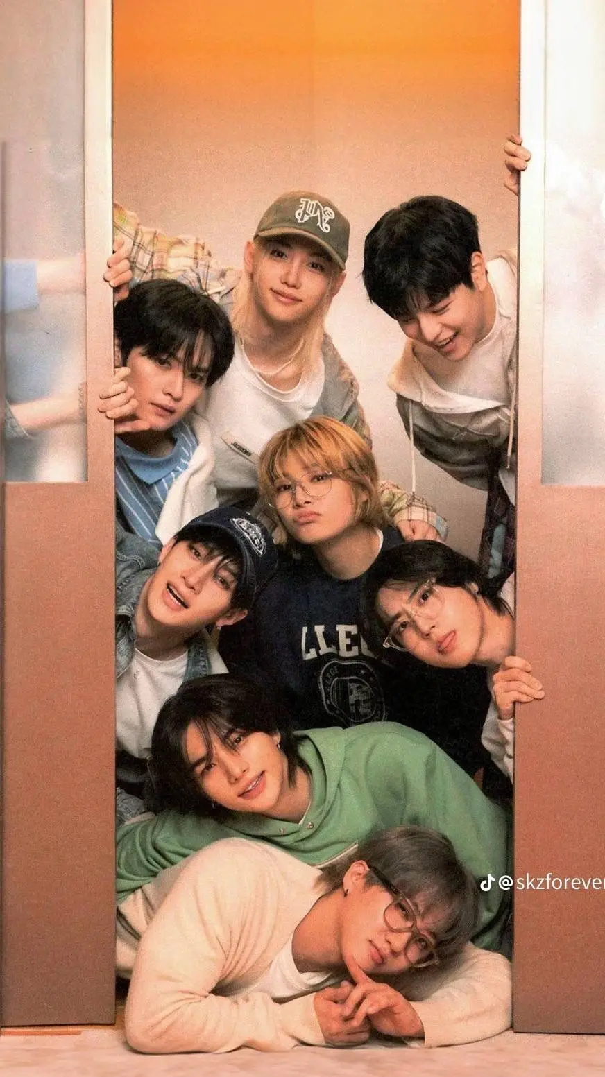 ai character: straykids background