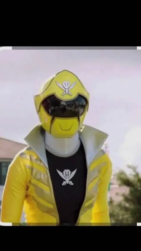 ai character: power Ranger amari background