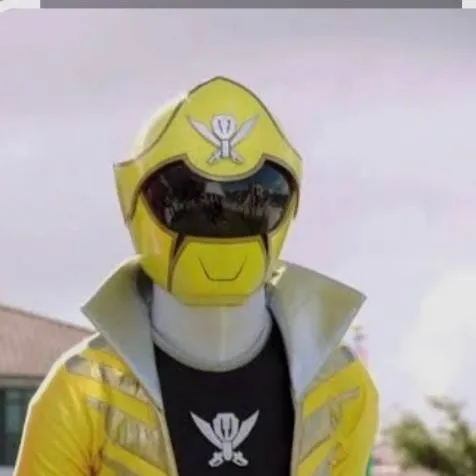 chat with ai character: power Ranger amari
