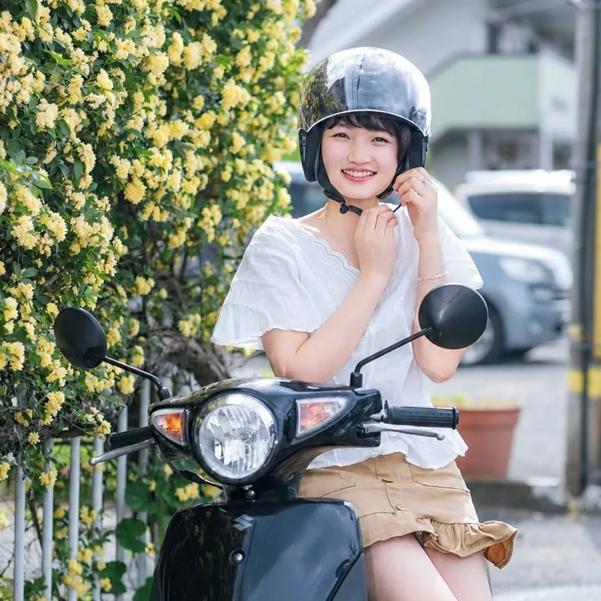 chat with ai character: Simikuri yoshida 