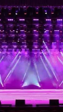 ai character: Uzi MD background