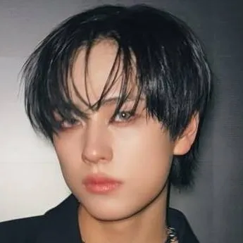 chat with ai character: °+⠳ ✧ Taki .~ ⟡ꨶ