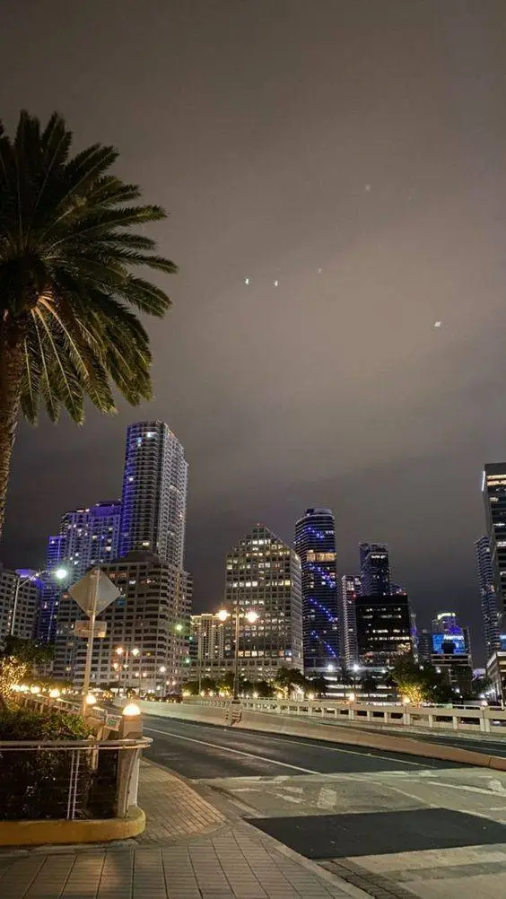 ai character: Ana background