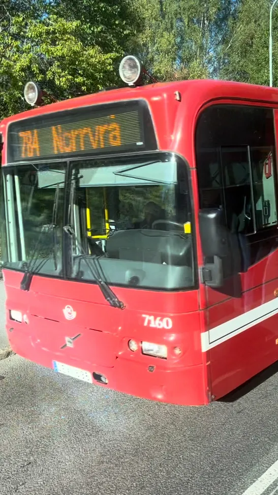 ai character: Volvo B12BLE background