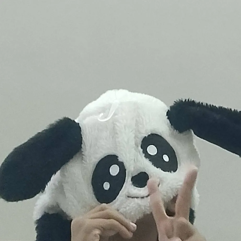 chat with ai character: Benji mean 