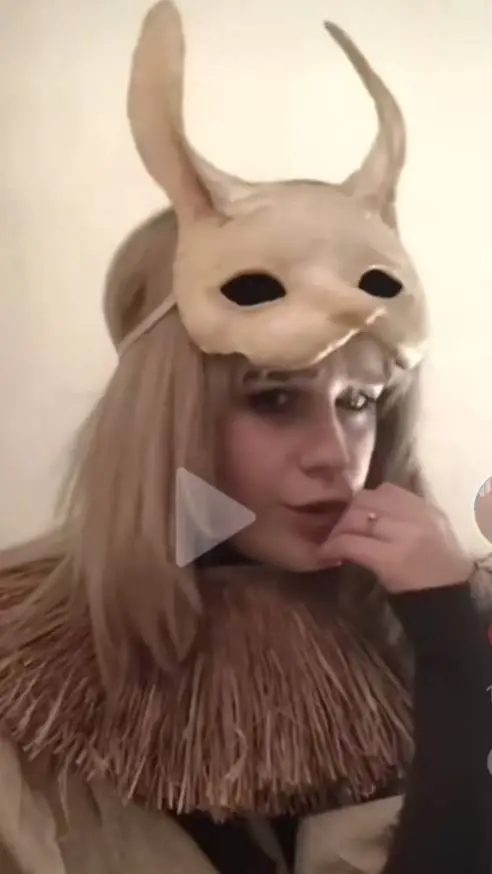 ai character:  lark in th school background