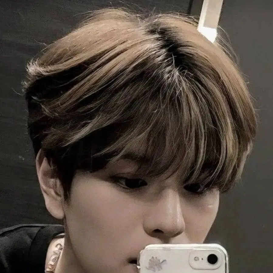 chat with ai character: ★Seugmin★