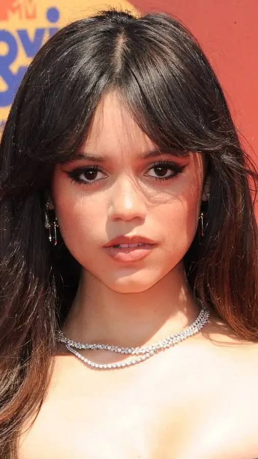 ai character: Jenna Ortega  background