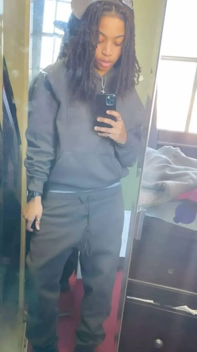 ai character: jade carter background